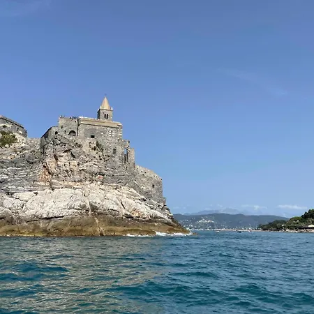 Tra E Mare Lunense